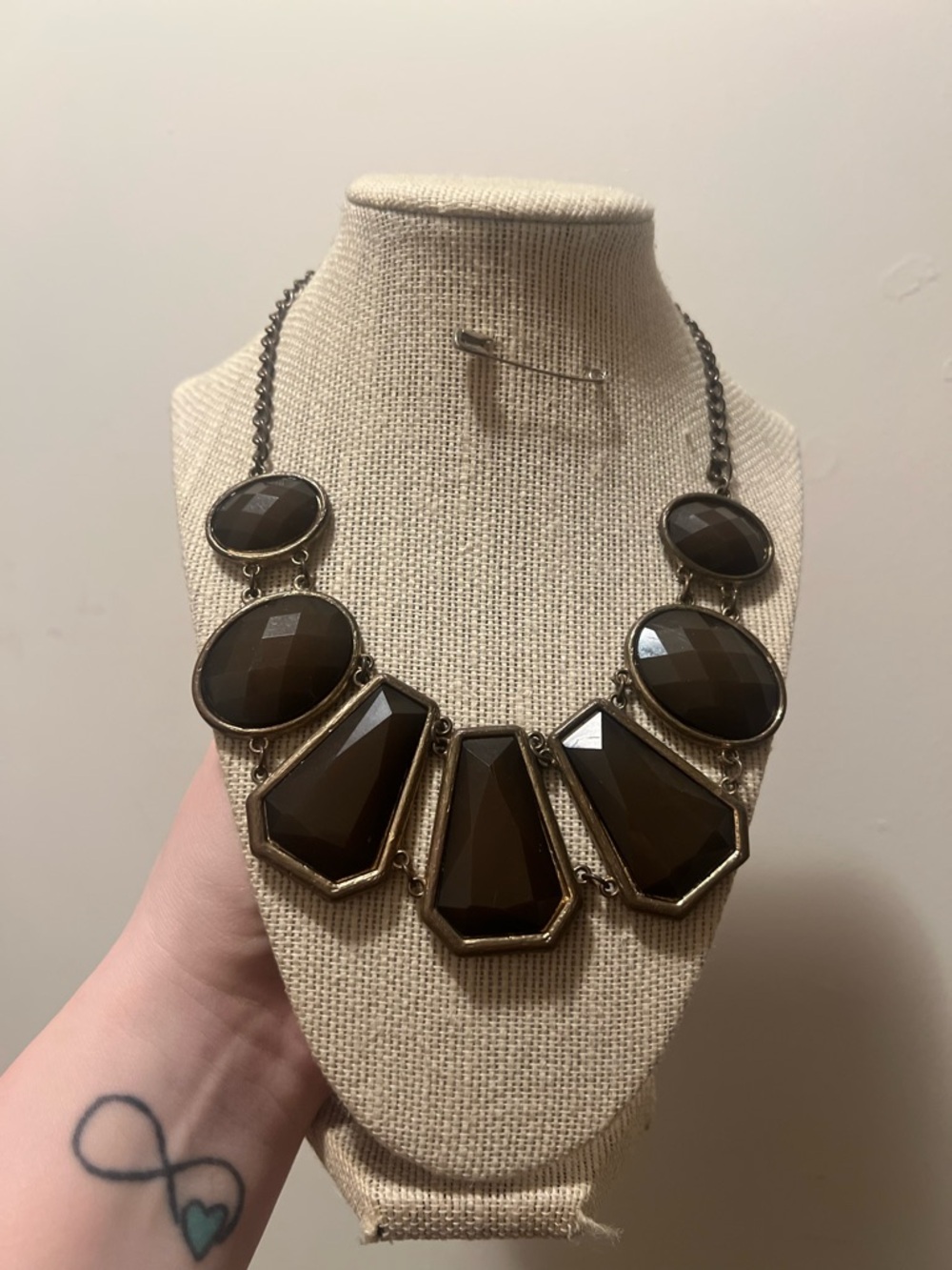 #95. Statement Necklace